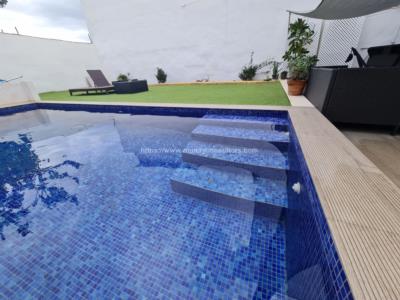 Ground floor with private pool in Molinar